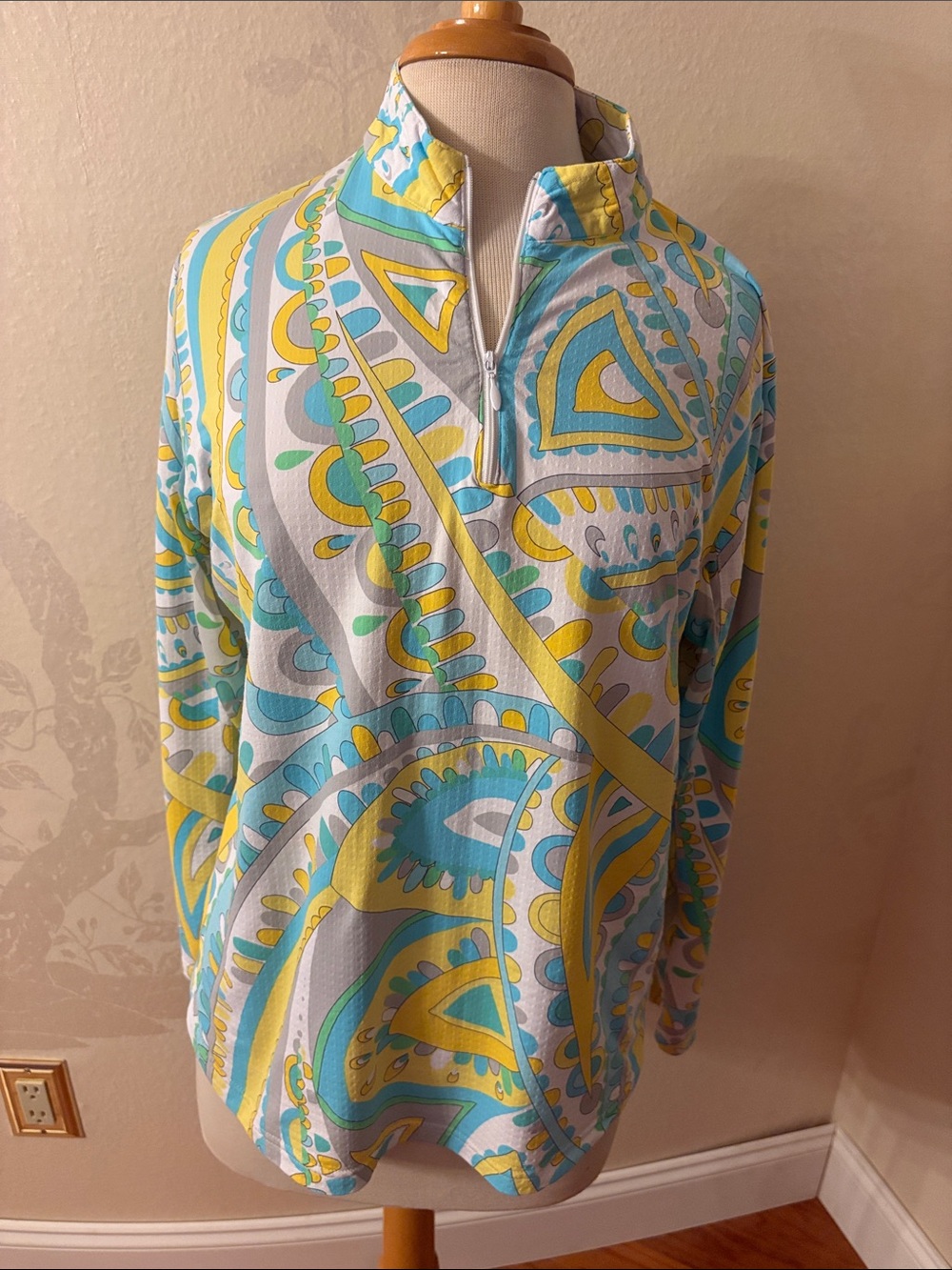 Icikuls Long Sleeve Quarter-Zip Tee in Aqua & Yellow
